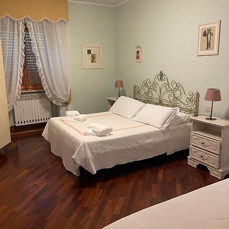 Al Mandorlo Casa Vacanze Витербо Экстерьер фото